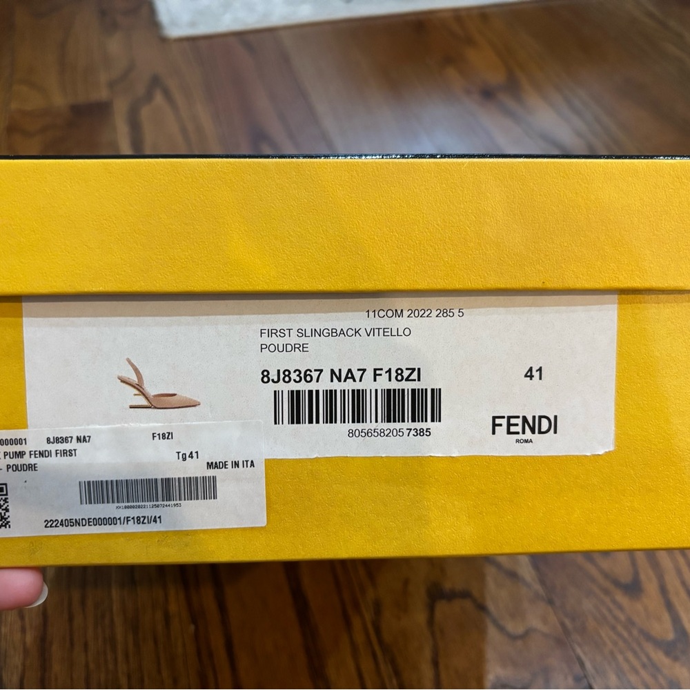 Fendi First leather slingback nude (poudre) sz 41